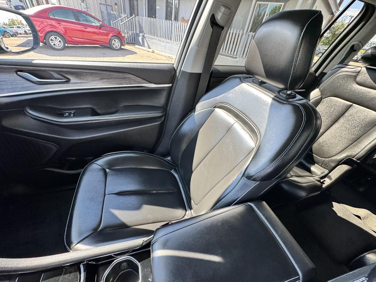 Jeep Grand Cherokee L Limited 4WD 2023