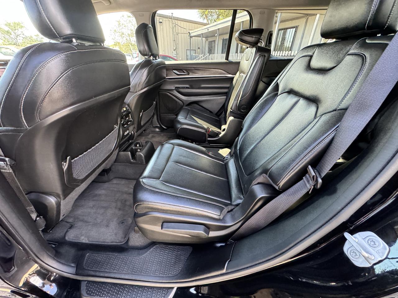 Jeep Grand Cherokee L Limited 4WD 2023