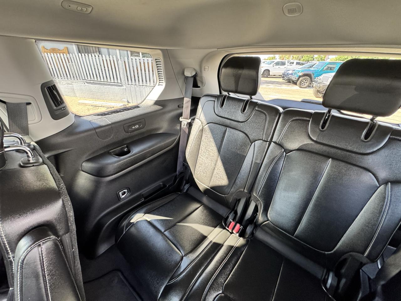 Jeep Grand Cherokee L Limited 4WD 2023