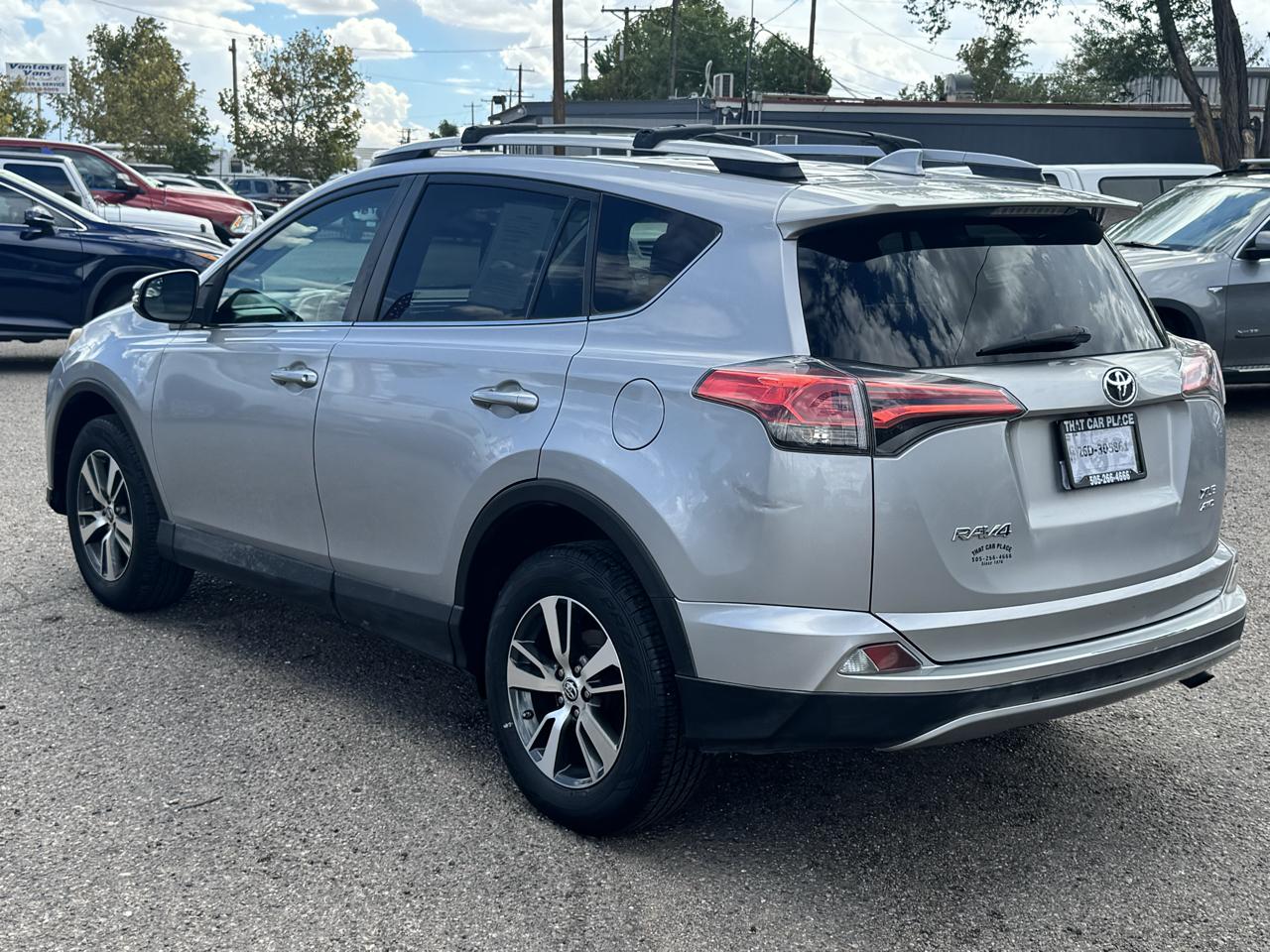 Toyota RAV4 XLE AWD 2017
