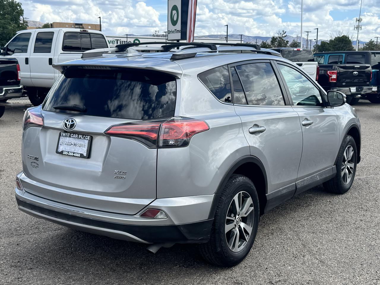 Toyota RAV4 XLE AWD 2017