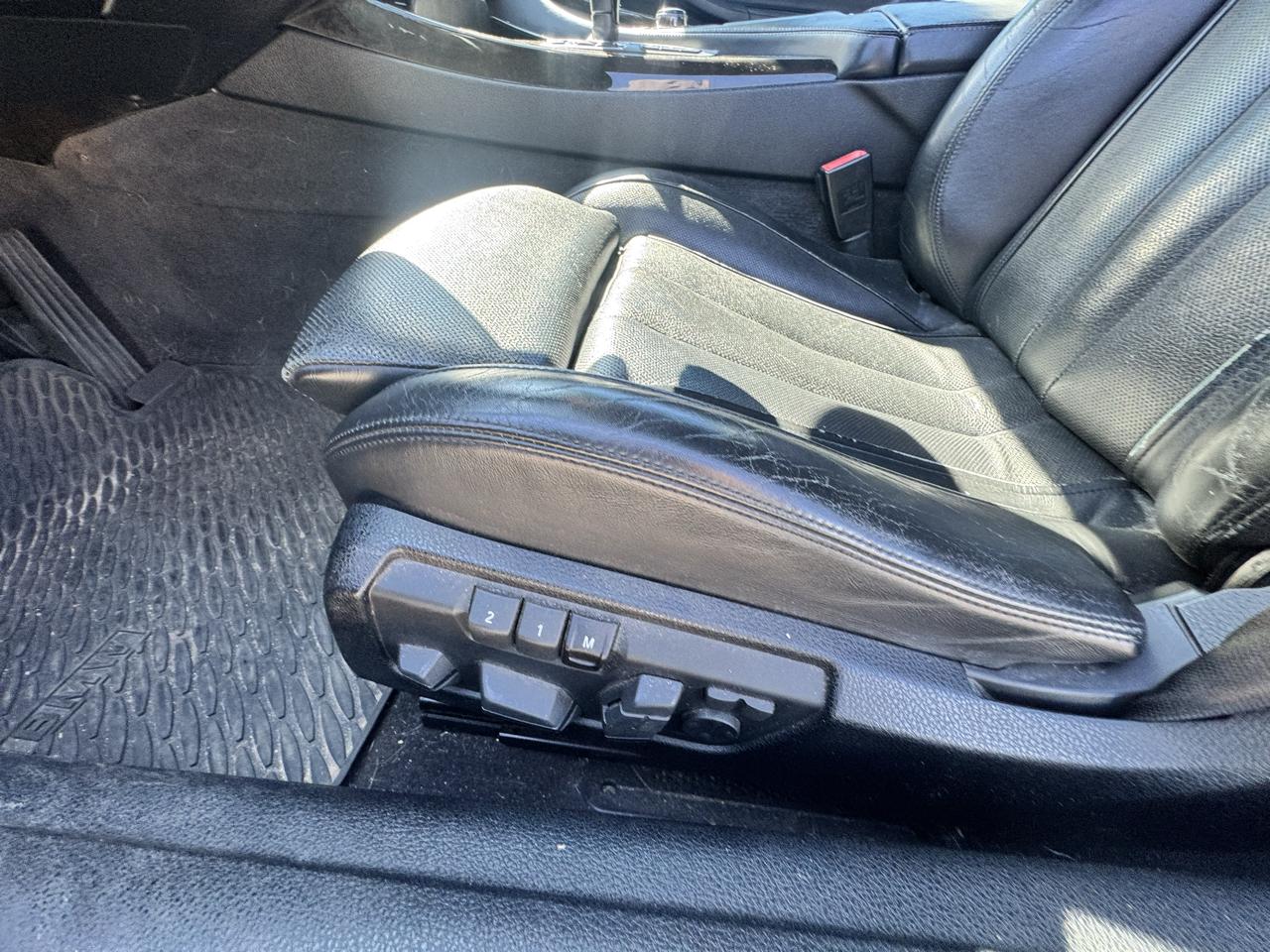 BMW 6-Series 650xi Coupe 2014