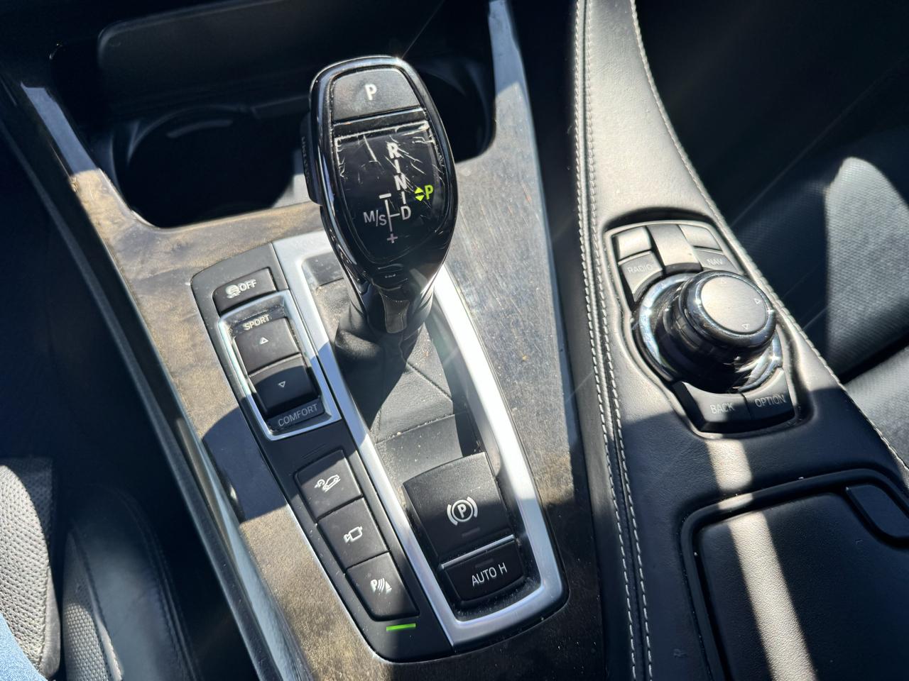 BMW 6-Series 650xi Coupe 2014