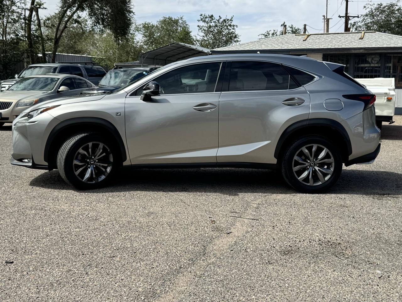 Lexus NX 200t FWD 4dr F Sport 2017