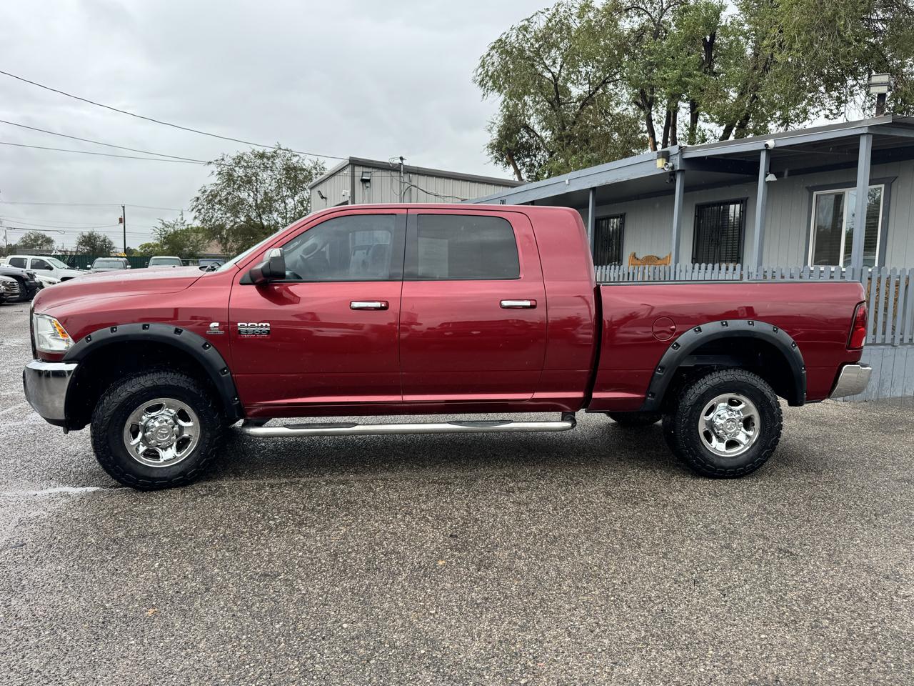 RAM 2500 SLT Mega Cab 4WD 2012