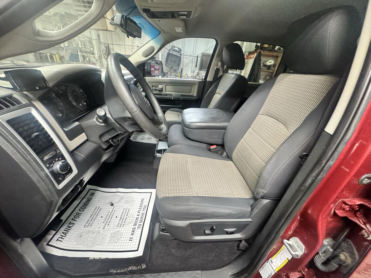 RAM 2500 SLT Mega Cab 4WD 2012