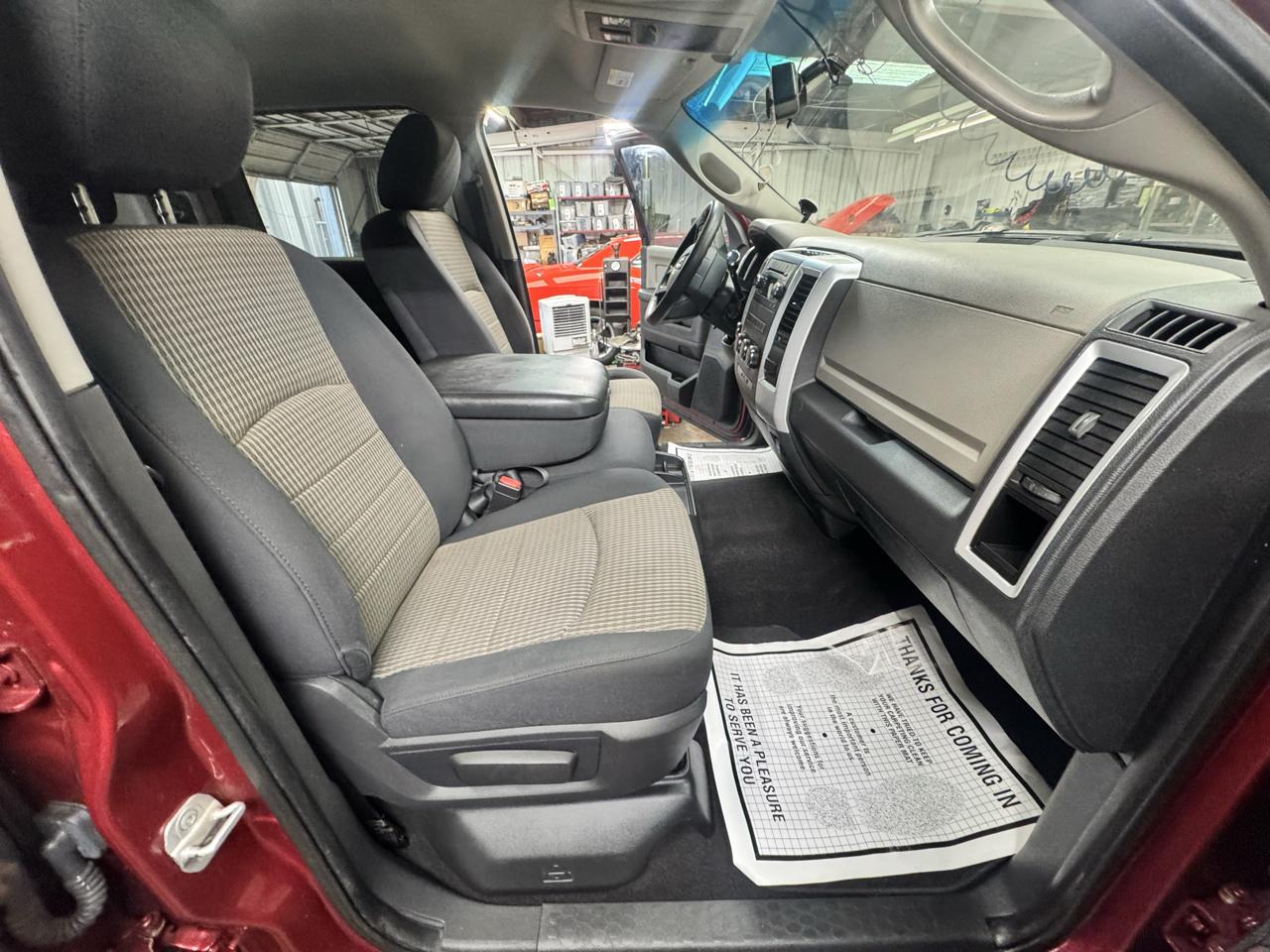 RAM 2500 SLT Mega Cab 4WD 2012