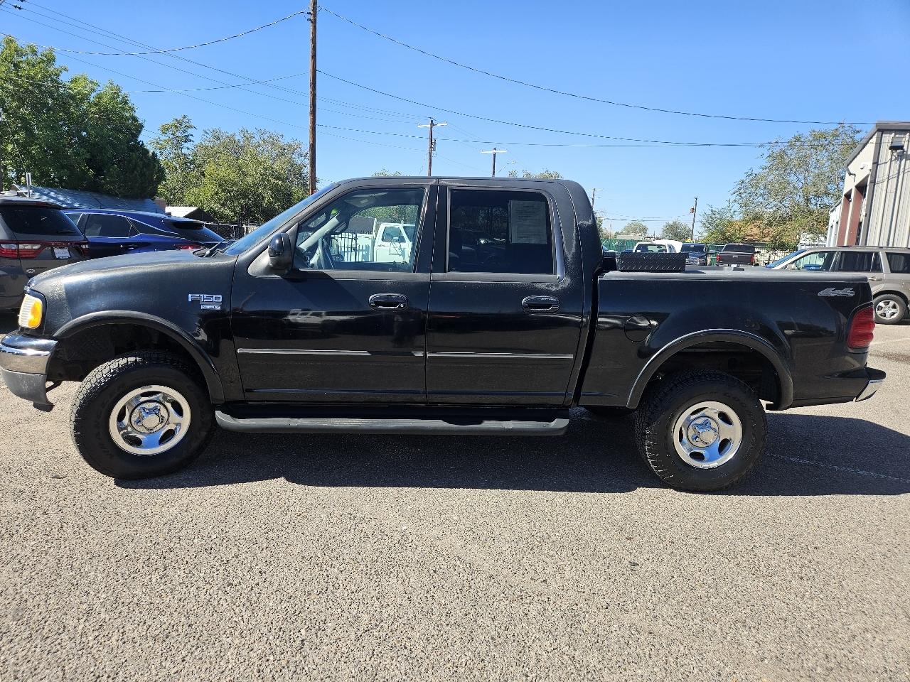 Ford F-150 XLT SuperCrew Short Box 4WD 2001