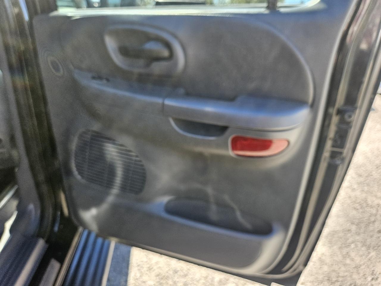 Ford F-150 XLT SuperCrew Short Box 4WD 2001