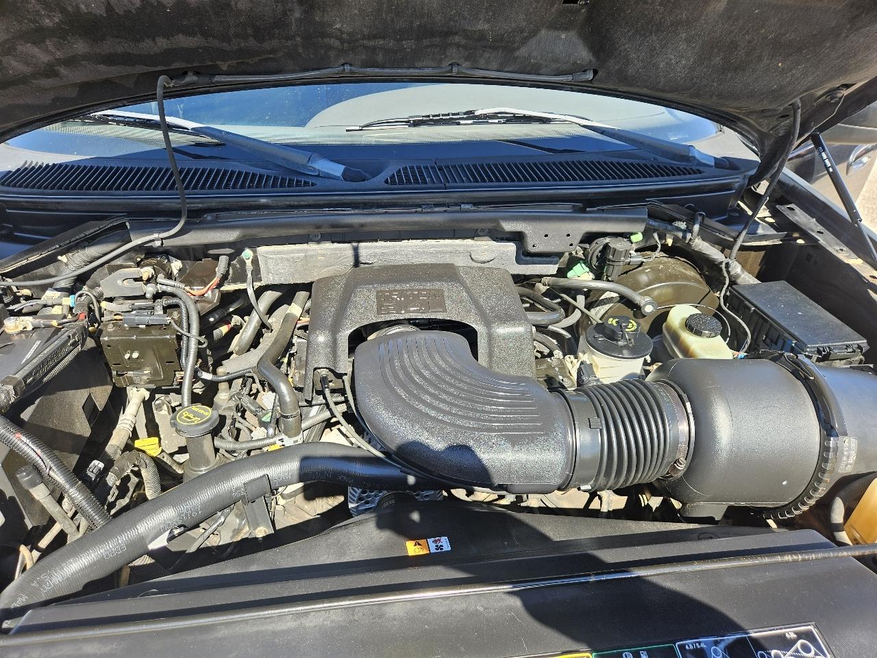 Ford F-150 XLT SuperCrew Short Box 4WD 2001