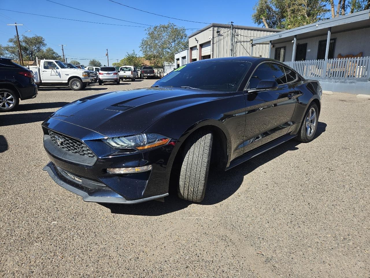 Ford Mustang EcoBoost Coupe 2021