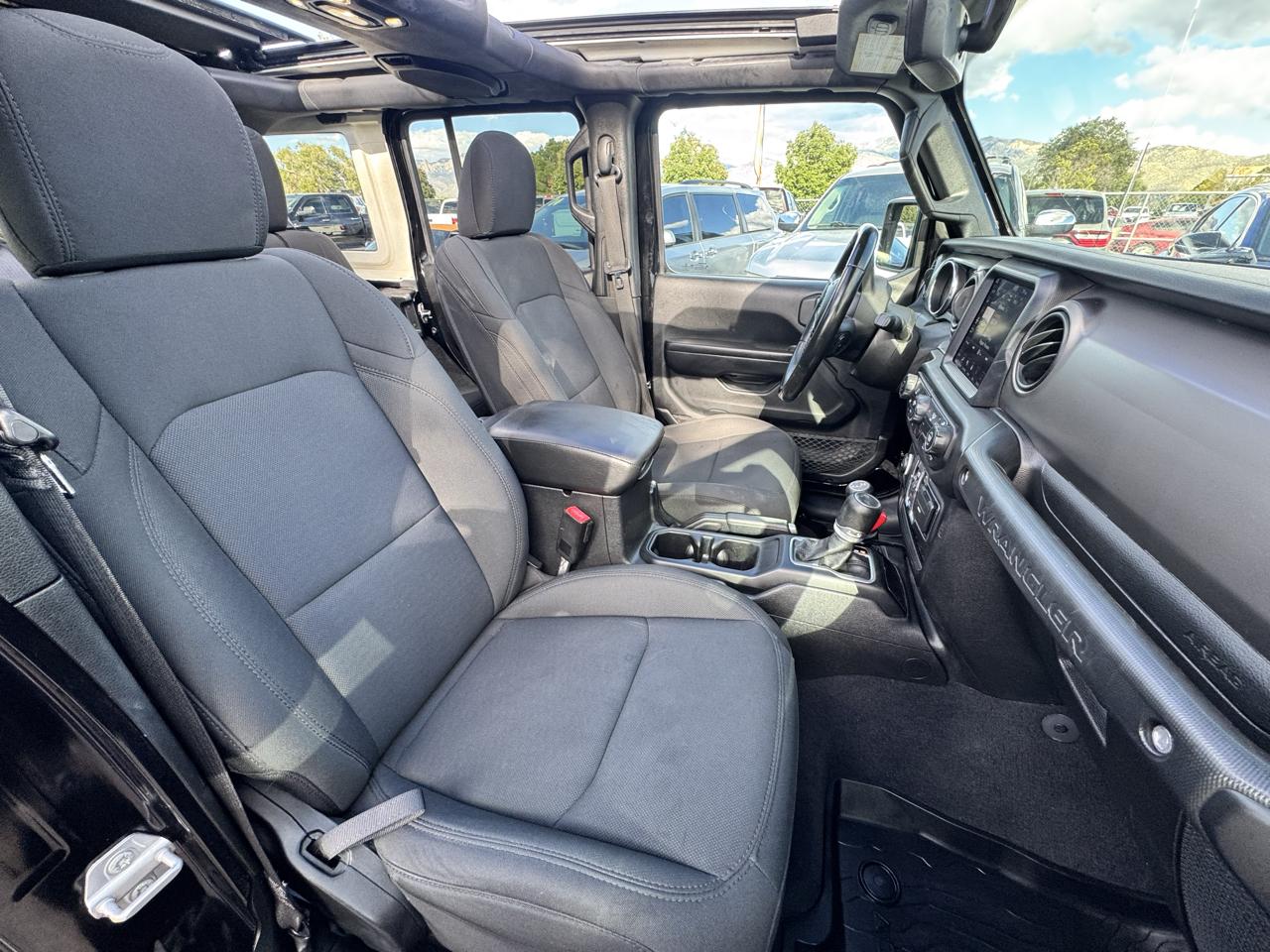 Jeep Wrangler Unlimited Sport 2021