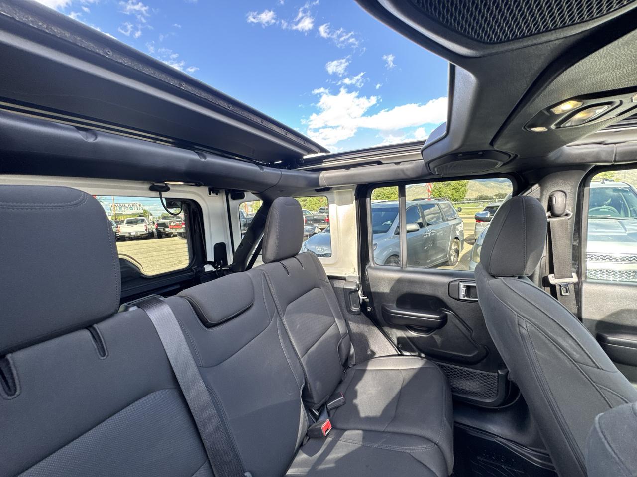 Jeep Wrangler Unlimited Sport 2021