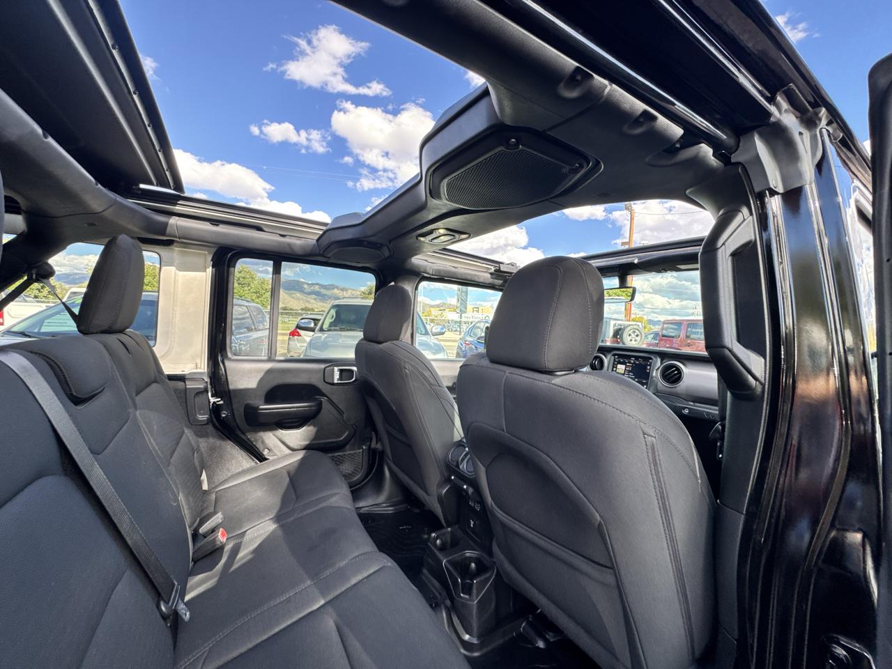 Jeep Wrangler Unlimited Sport 2021