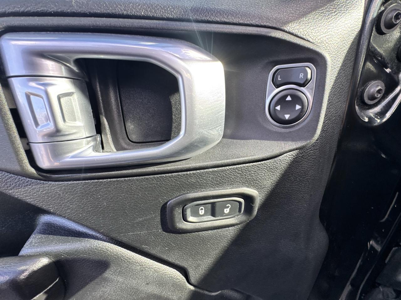 Jeep Wrangler Unlimited Sport 2021