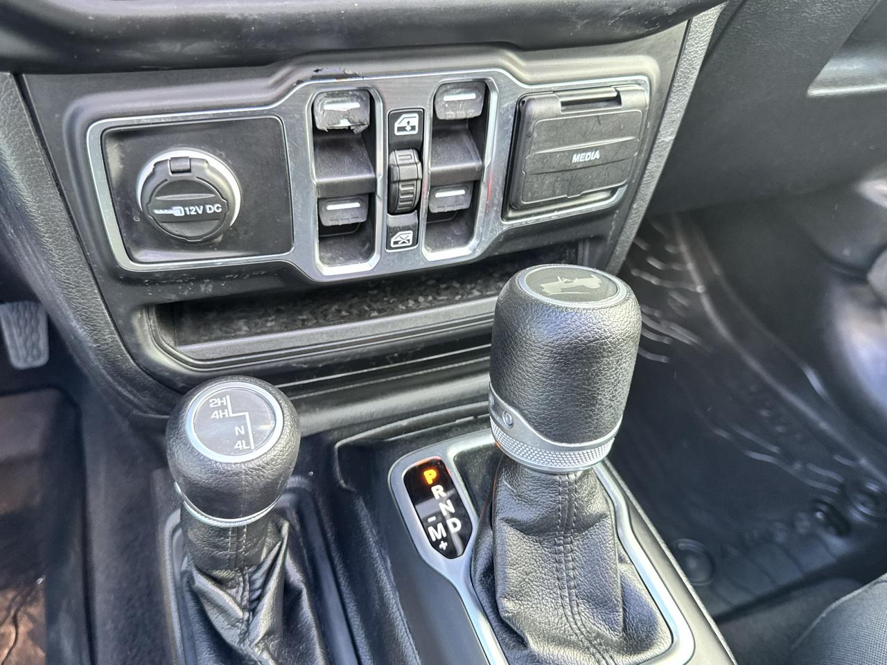 Jeep Wrangler Unlimited Sport 2021