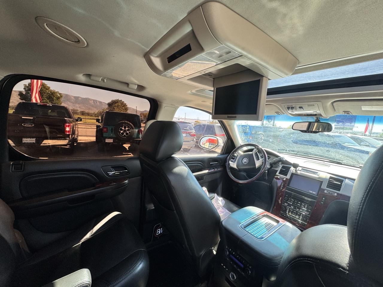 Cadillac Escalade ESV AWD Premium 2013