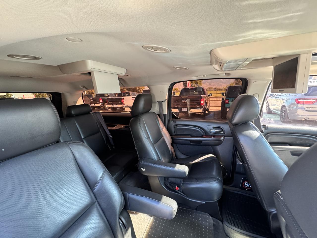 Cadillac Escalade ESV AWD Premium 2013