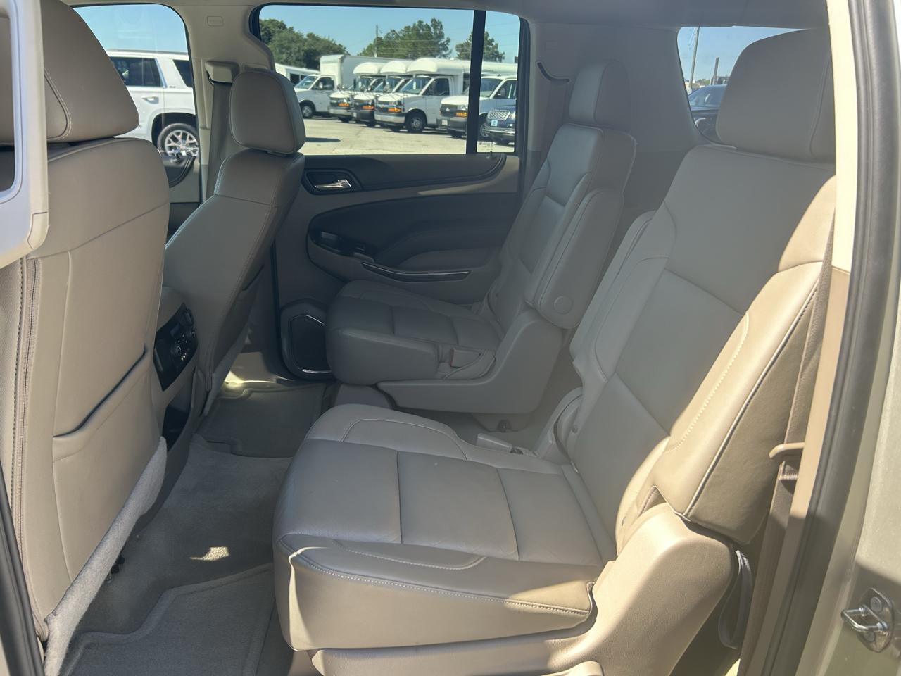 Chevrolet Suburban LT 2WD 2016