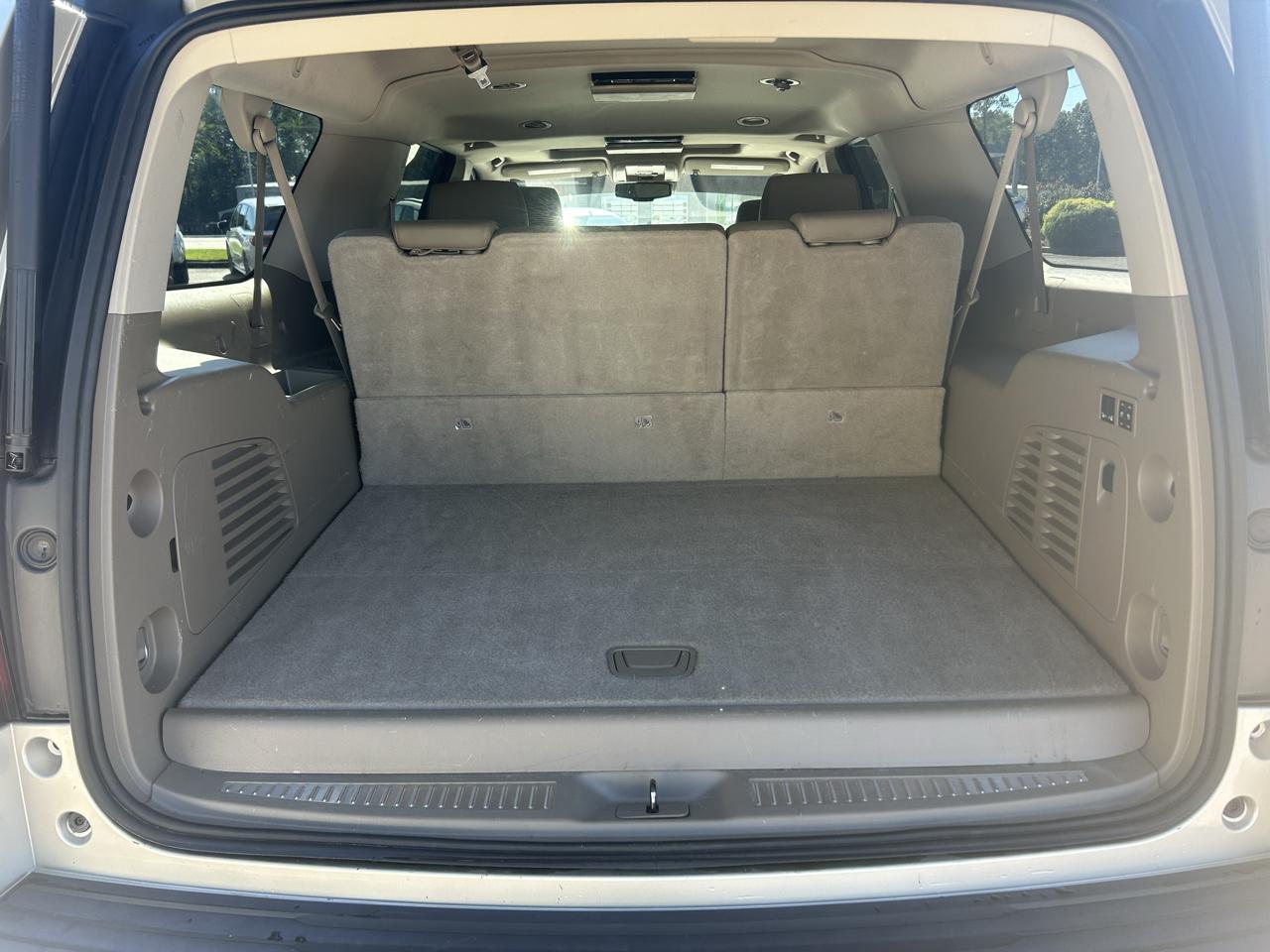 Chevrolet Suburban LT 2WD 2016
