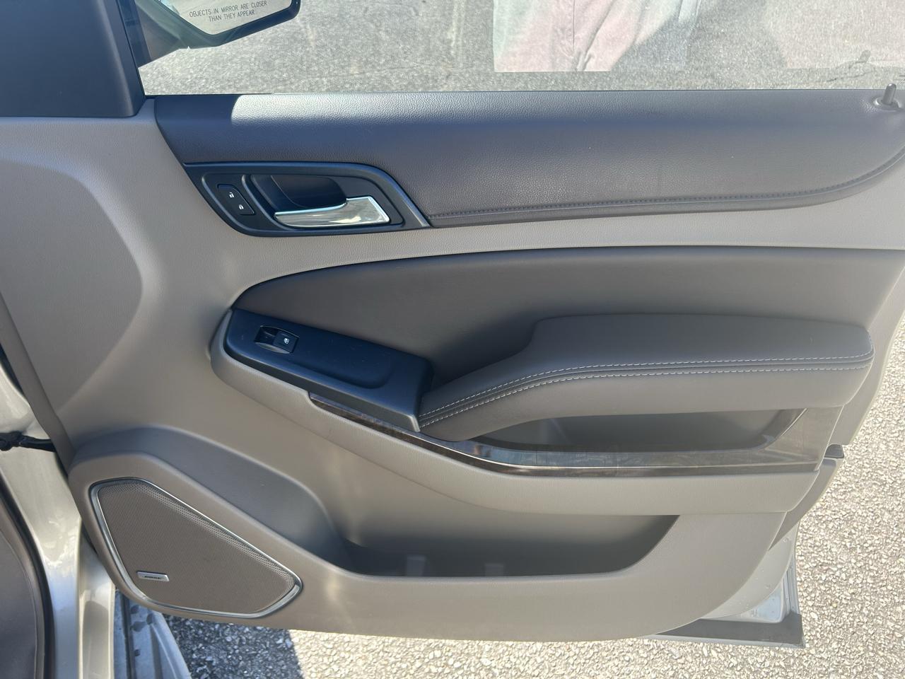 Chevrolet Suburban LT 2WD 2016