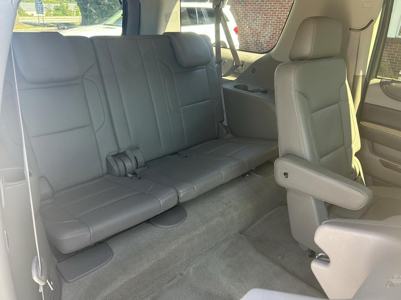 Chevrolet Suburban LT 2WD 2016