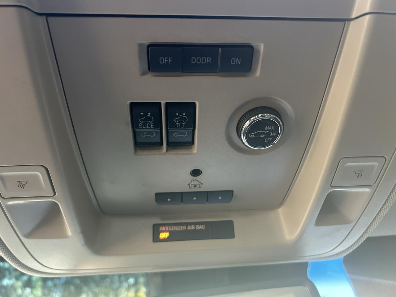 Chevrolet Suburban LT 2WD 2016