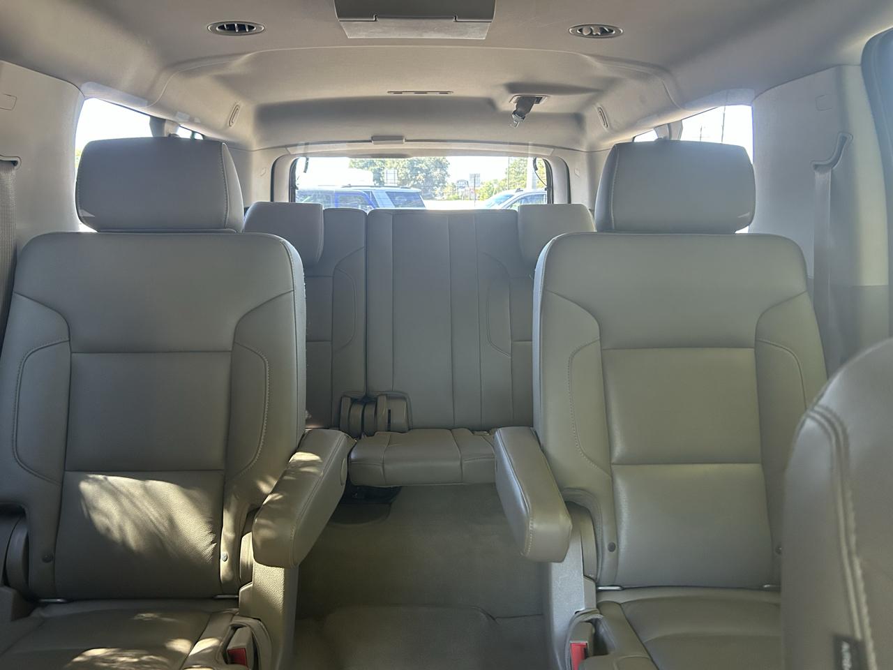 Chevrolet Suburban LT 2WD 2016