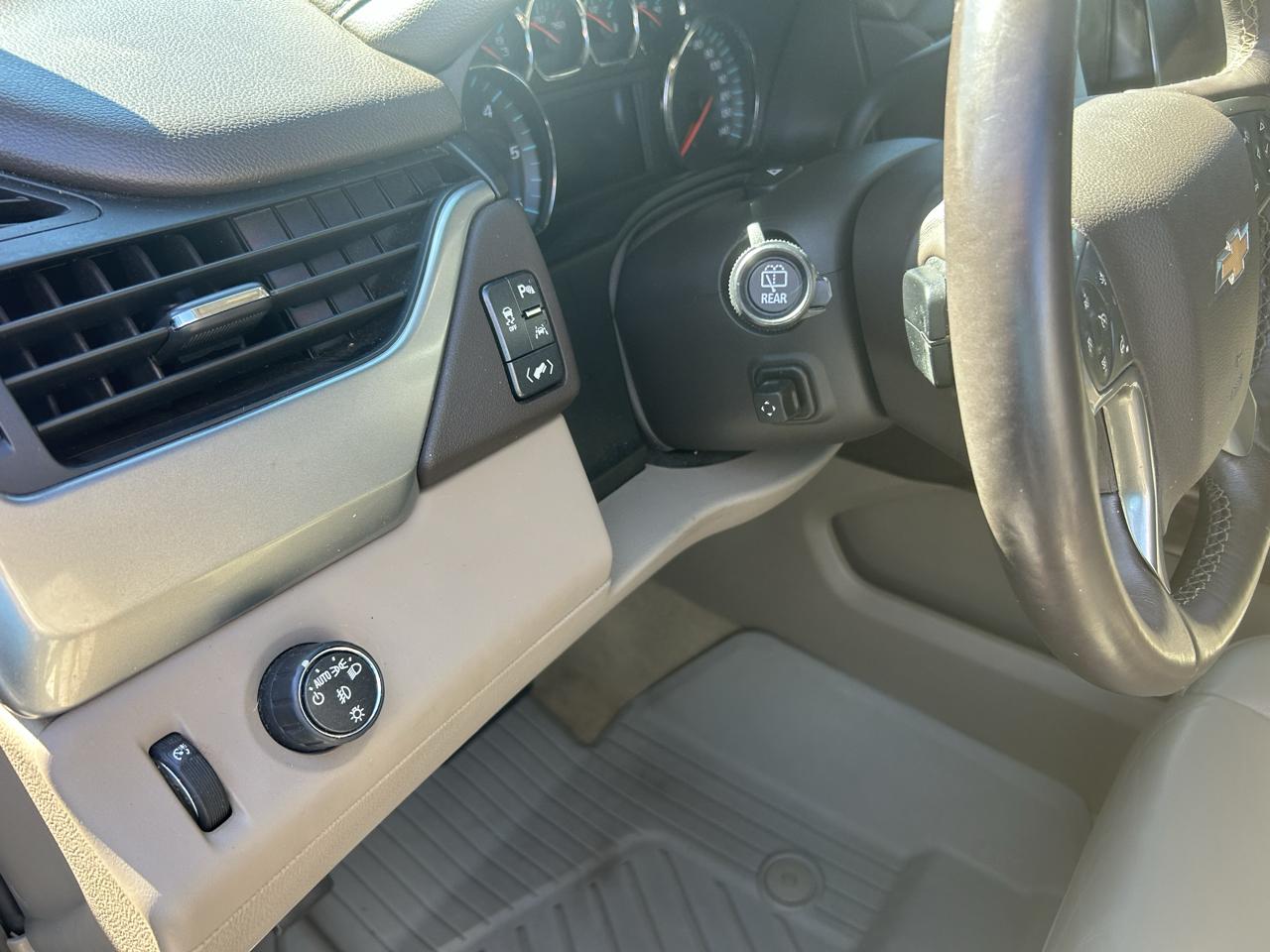 Chevrolet Suburban LT 2WD 2016