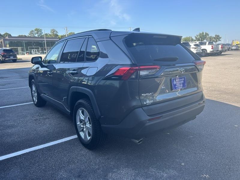 Toyota RAV4 XLE 2021