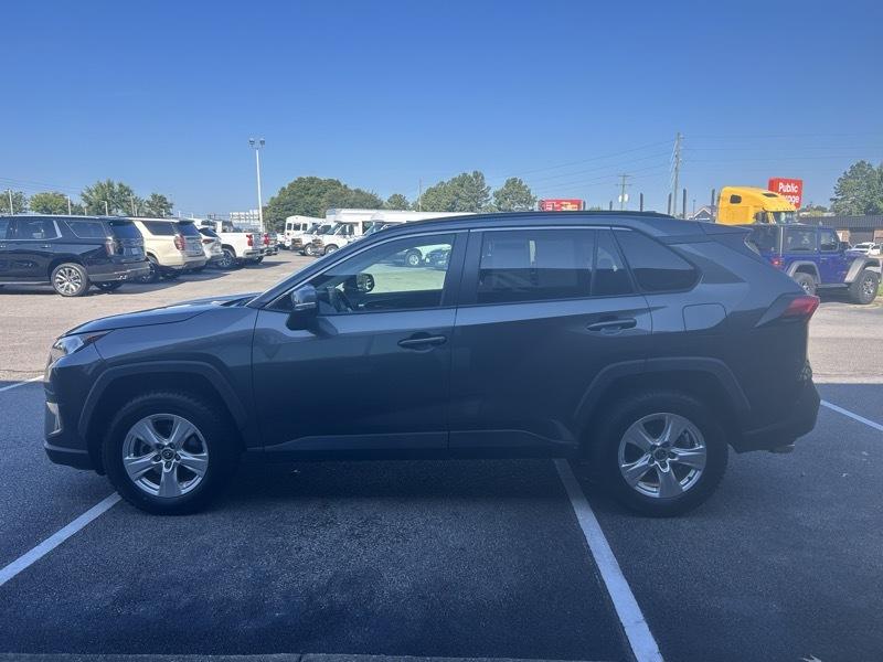 Toyota RAV4 XLE 2021