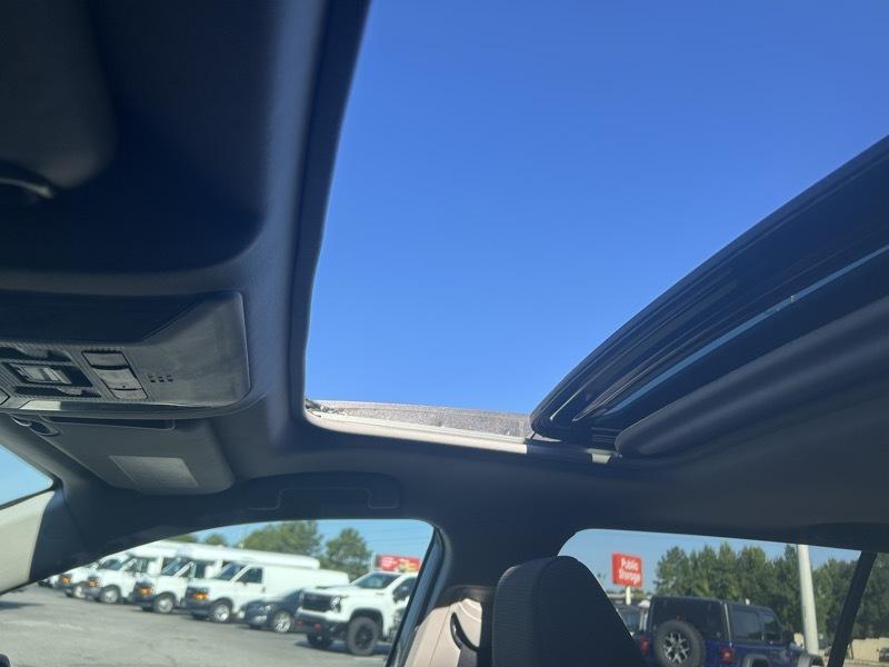 Toyota RAV4 XLE 2021