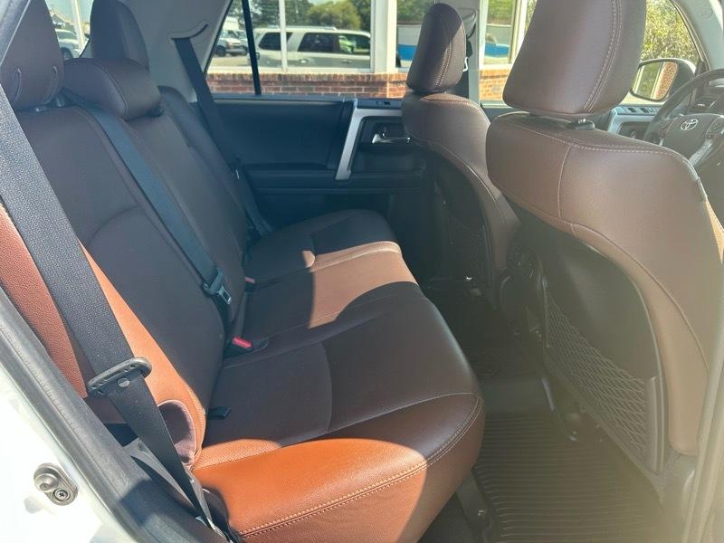 Toyota 4Runner Limited 4WD 2023