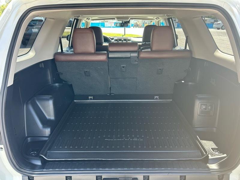 Toyota 4Runner Limited 4WD 2023