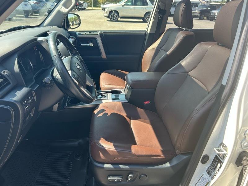 Toyota 4Runner Limited 4WD 2023