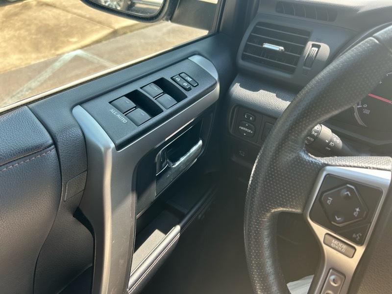 Toyota 4Runner Limited 4WD 2023