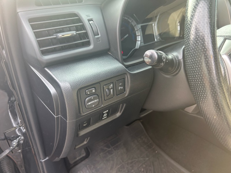 Toyota 4Runner Limited 2WD V6 2014