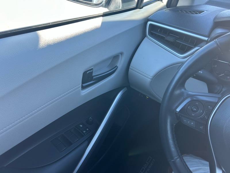 Toyota Corolla Cross LE 2024