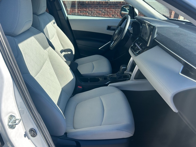 Toyota Corolla Cross LE 2024