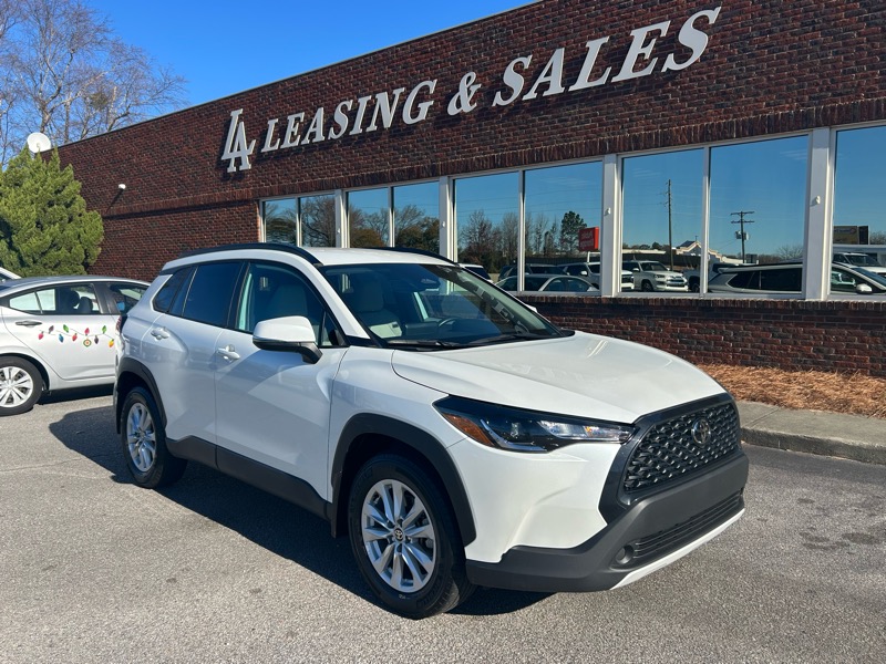 Toyota Corolla Cross LE 2024