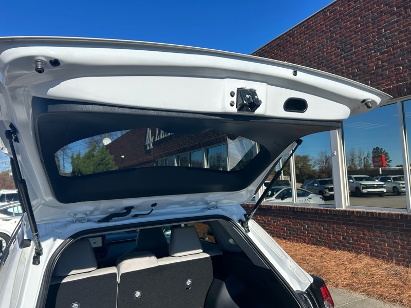 Toyota Corolla Cross LE 2024