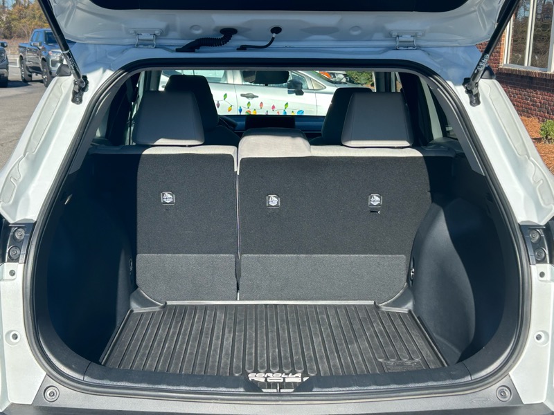 Toyota Corolla Cross LE 2024