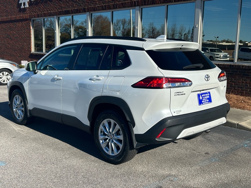 Toyota Corolla Cross LE 2024