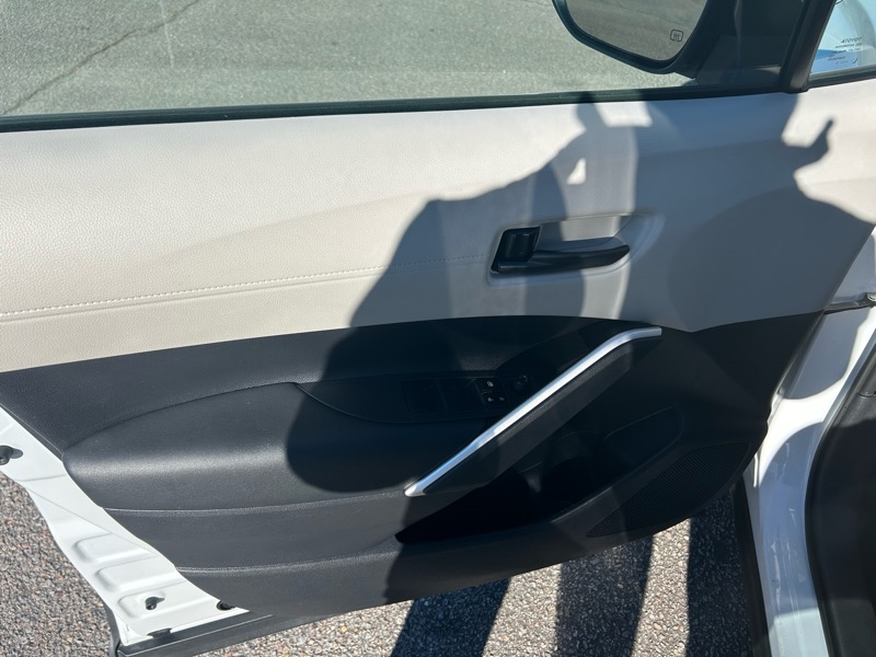 Toyota Corolla Cross LE 2024