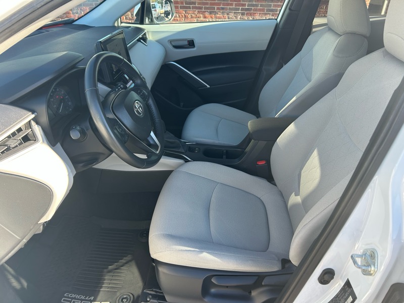 Toyota Corolla Cross LE 2024