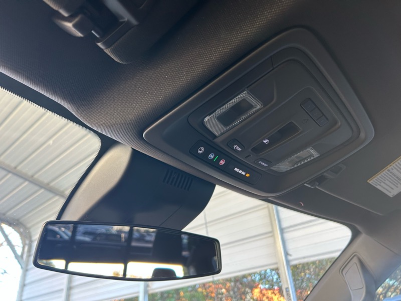 Chevrolet Silverado 1500 LT Crew Cab 2WD 2024