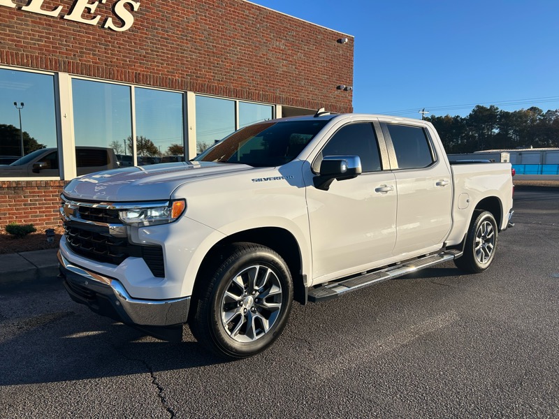 Chevrolet Silverado 1500 LT Crew Cab 2WD 2024