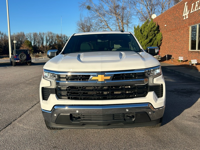 Chevrolet Silverado 1500 LT Crew Cab 2WD 2024