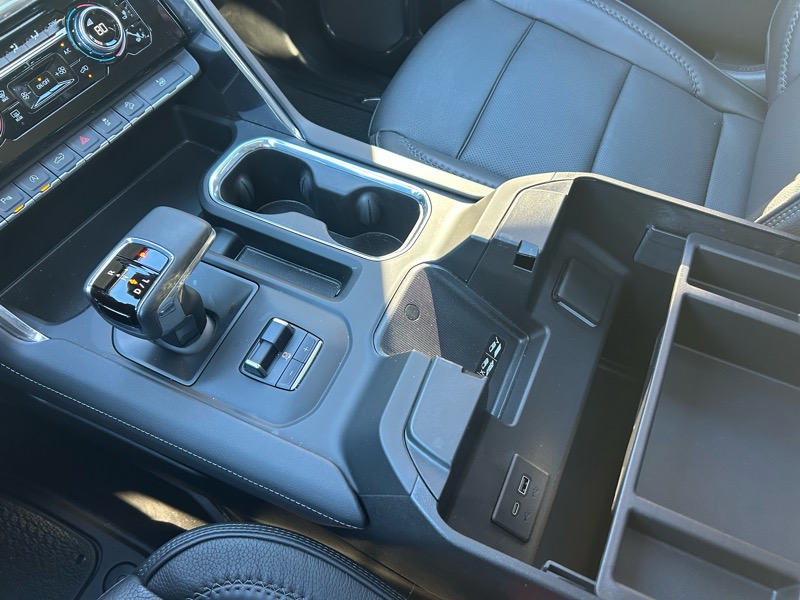 GMC Sierra 1500 Denali Crew Cab Short Box 4WD 2024