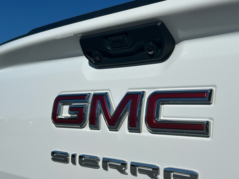 GMC Sierra 1500 Pro Crew Cab Short Box 2WD 2024